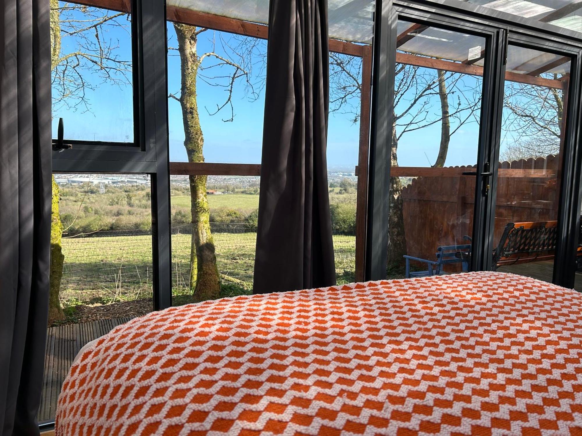 Sky Gazer Cabin In The Woods Dublín Exterior foto